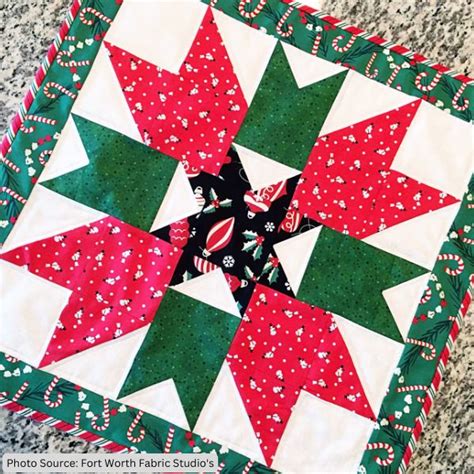 Christmas Table Topper Quilt Pattern 的图像结果