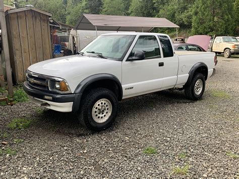 1996 Chevrolet S-10 for Sale in Kelso, WA - OfferUp