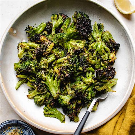 Frozen broccoli in air fryer (0 prep & crispy!) | I Heart Umami®