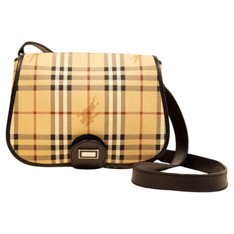 Up to 20% off classic Burberry | eBay. Shop bags that never go out of fashion.