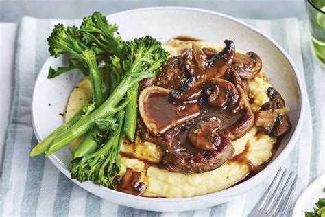 Slow-cooked beef with mushroom recipe