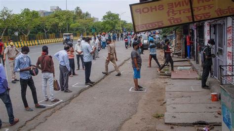 Spitting in public places in Noida to attract up to ₹1,000 fine