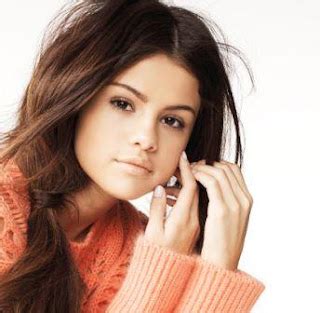 Biografi Selena Gomez Full - World Biography