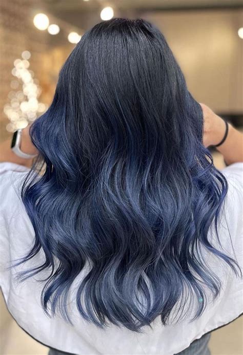 Cabello azul y negro: la tendencia que dominará todo el 2023 según ...