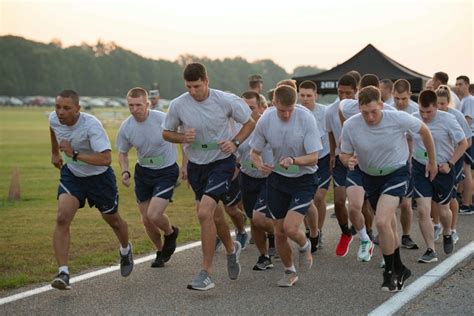 Air Force Fitness Test Scores - Age 30-34 - Male & Female