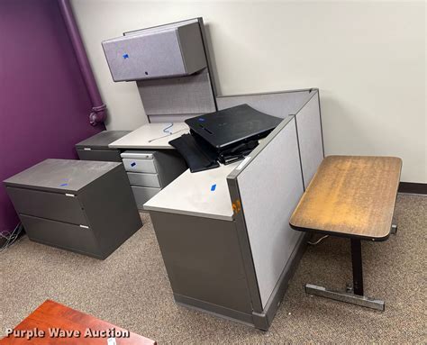 Office furniture in Wichita, KS | Item NA9946 for sale | Purple Wave