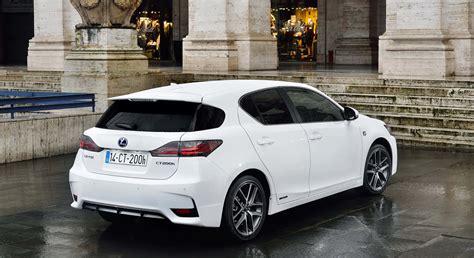 Download Lexus CT 200h Hybrid Luxury Hatchback Wallpaper | Wallpapers.com