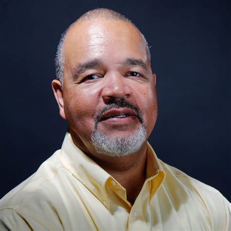 Cintas CEO Scott Farmer to retire May 31