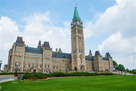 2022邯郸比较有名的加拿大本科留学机构推荐名单公布(留学哪个好)