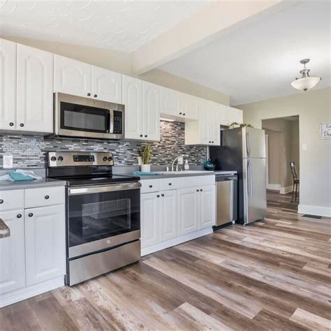 Farmhouse Waterproof Luxury Vinyl Plank Flooring | C.A.S.E. Flooring