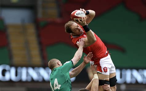 Rugby Kick Off 的图像结果