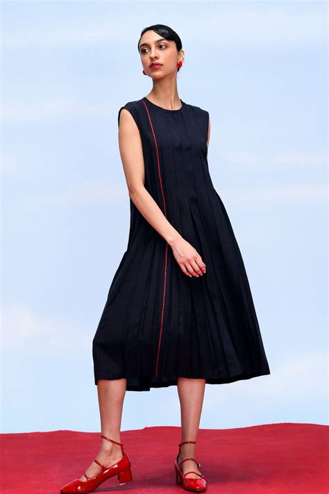 Febo6 - Deform Dress - Elahe