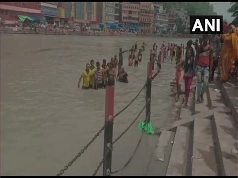 Haridwar: Jal Police, SDRF teams deploy to rescue kanwariyas from drowning