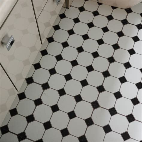 Floor Pops | Self Adhesive Vinyl Floor Tiles Hudson | Studio