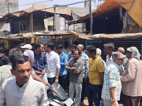 Encroachment removal campaign in Dhandhuka | ધંધુકામાં દબાણ હટાવ ઝુંબેશ ...