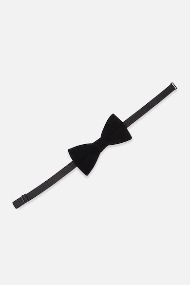 Buy Men Black Solid Bow Tie Online - 39630799 | Peter England