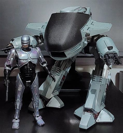 Neca Robocop ED-209 : r/ActionFigures