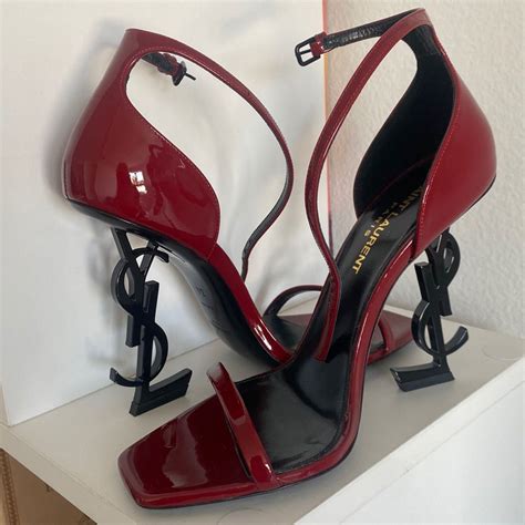 Pin de Alejandra Kutch em High Heels | Sapatos de grife, Saltos bonitos, Sapatos para garotas