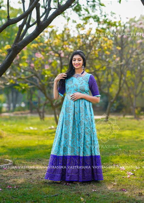 Skyblue banaras dupion – Vastrasuka