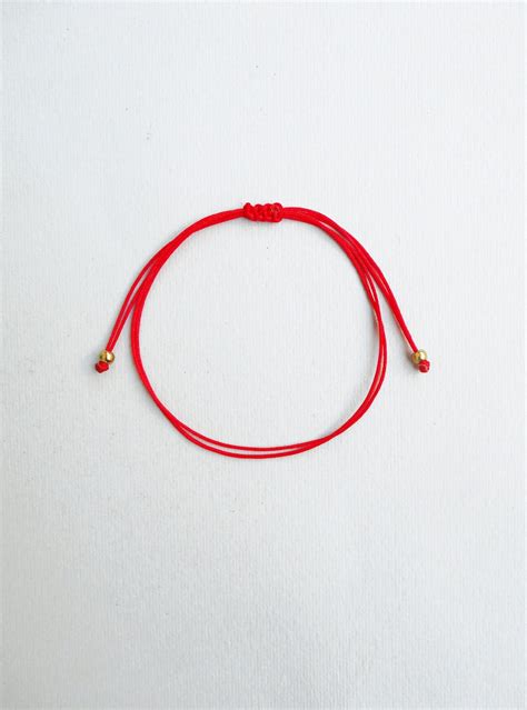 Red String Bracelet 的图像结果