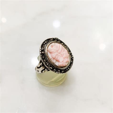 アンティークのピンクシェルカメオを使ったシルバーリング 2（サイズ直し不可） | Akio Mori