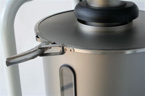 Compo - Continuous gravimetric feeder and extrusion control - Doteco