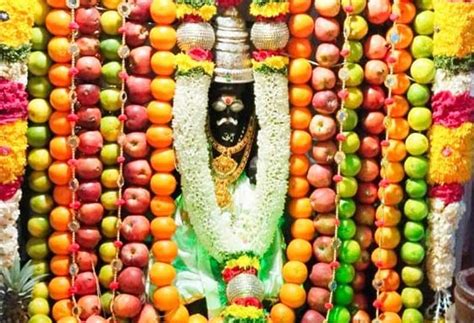 Pallaku festival at Muniswarar temple | சூளகிரியில் முனீஸ்வரர் கோவிலில் ...