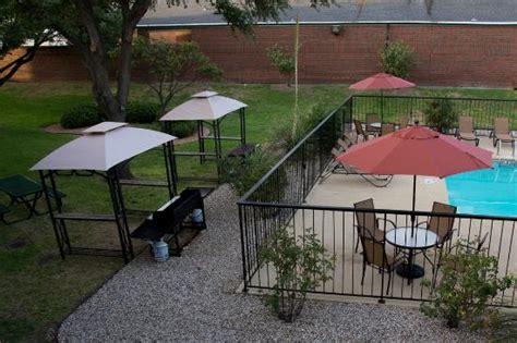 BENCHMARK INN (San Angelo) - Motel Reviews, Photos, Rate Comparison ...