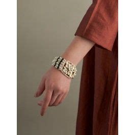 Buy Gold Toned White Handcrafted Metal Pearl Bracelet | DGH1B121014 ...