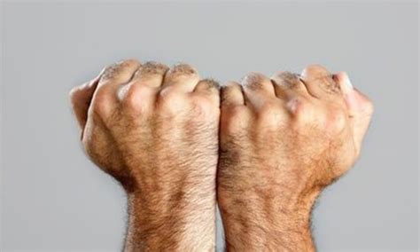 WebAstrologers Dream Dictionary | Hairy Hands | Body Dreams