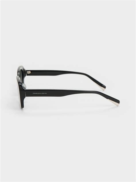 Black Aubrey Rectangular Sunglasses - Black - CHARLES & KEITH IN
