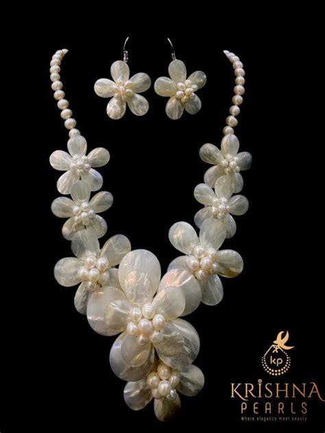 Sri Krishna Pearls: Buy Designer Pearl Necklace Set Online India
