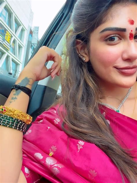 Supritha : దసరా పండగ.. గుడికి వెళ్లి.. స్పెషల్ ఫొటోలు షేర్ చేసిన సుప్రీత..