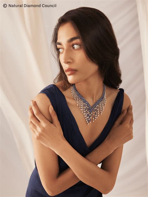 Supersized chokers, giant gemstones and stacked solitaires — jewellery ...