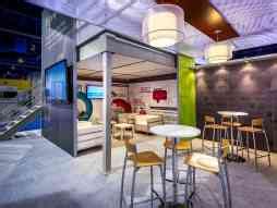 Hill & Partners: Customer Reviews, Stands and Services