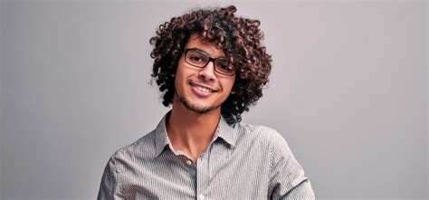 The Best Hair Vitamins For Men In 2022