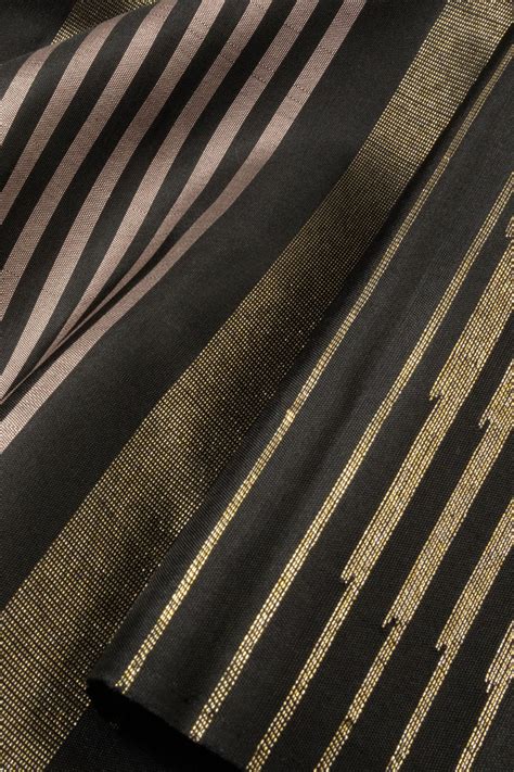 Black Handloom Kanjivaram Silk Saree 10065297 – Avishya.com