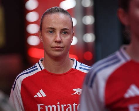 Go behind the scenes at our 2024/25 kit shoot | Video | News | Arsenal.com