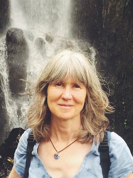 A World Full of Dickens Stories: 8 best-loved classic tales retold for ...