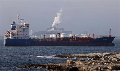 Oman evacuates key oil terminal after tanker attacks in Iraqi waters ...