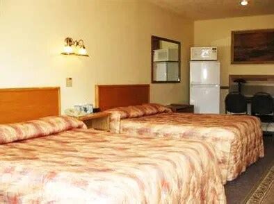 Motel Stardust Inn and Chalets, Pincher Creek, Canada - www.trivago.in