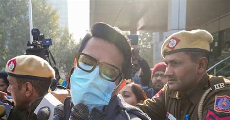 'सहयात्री ने खुद पर की थी पेशाब': शंकर मिश्रा के इस दावे से भड़कीं कथक ...