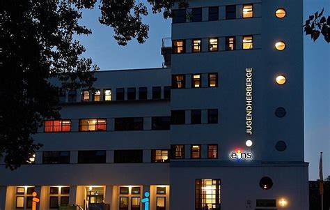 JUGENDHERBERGE CHEMNITZ EINS - Reviews, Rate Comparison