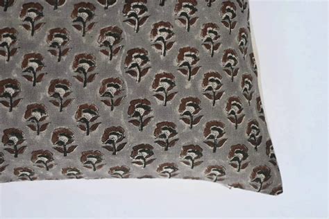 Shop James Block Print Pillow Cover Online – Rohiyaan