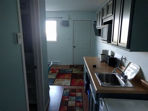 EMERALD ISLE MOTEL AND RESORT (Killarney) - Hotel Reviews & Photos ...