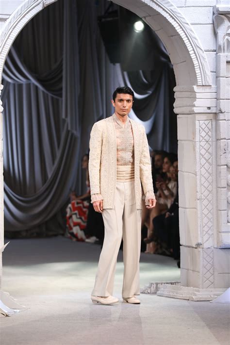 Shantnu Nikhil launch Etheria with Sara Ali Khan and Aditya Roy Kapur