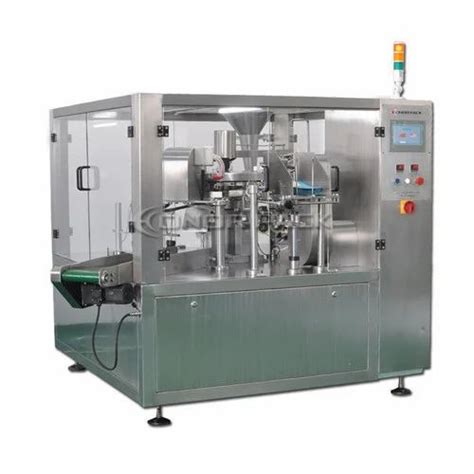 Robots Packing Water Machine 的图像结果