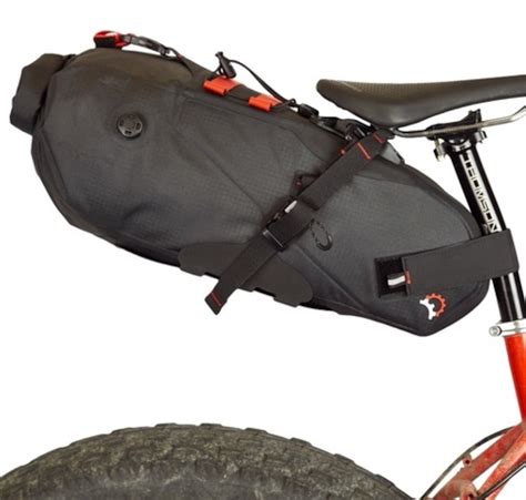 【REVELATE DESIGNS】SPINELOCK SET BAG (10L) | Humhumhug Online Shop