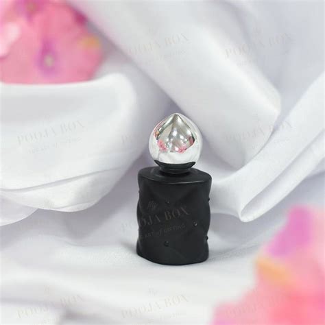 Buy Diamond Quilted Aswad Attar/ Perfume Oil Online in India ...