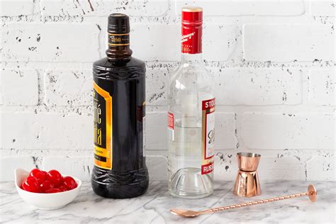 Black Russian Vodka and Coffee Cocktail Recipe